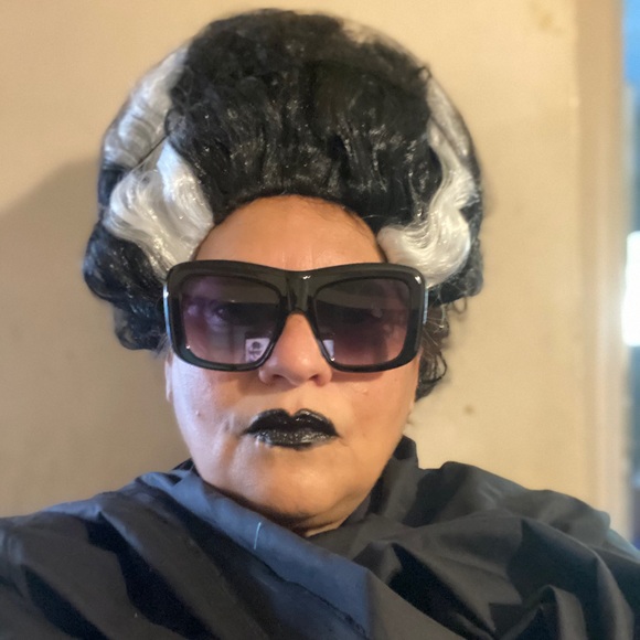 Meet your Posher, Lc - Picture 1 of 1